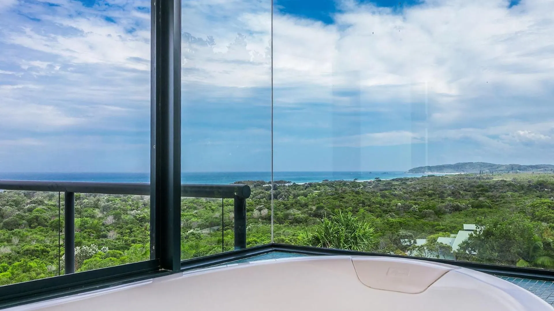 A Perfect Stay - Above Byron Byron Bay Holiday home