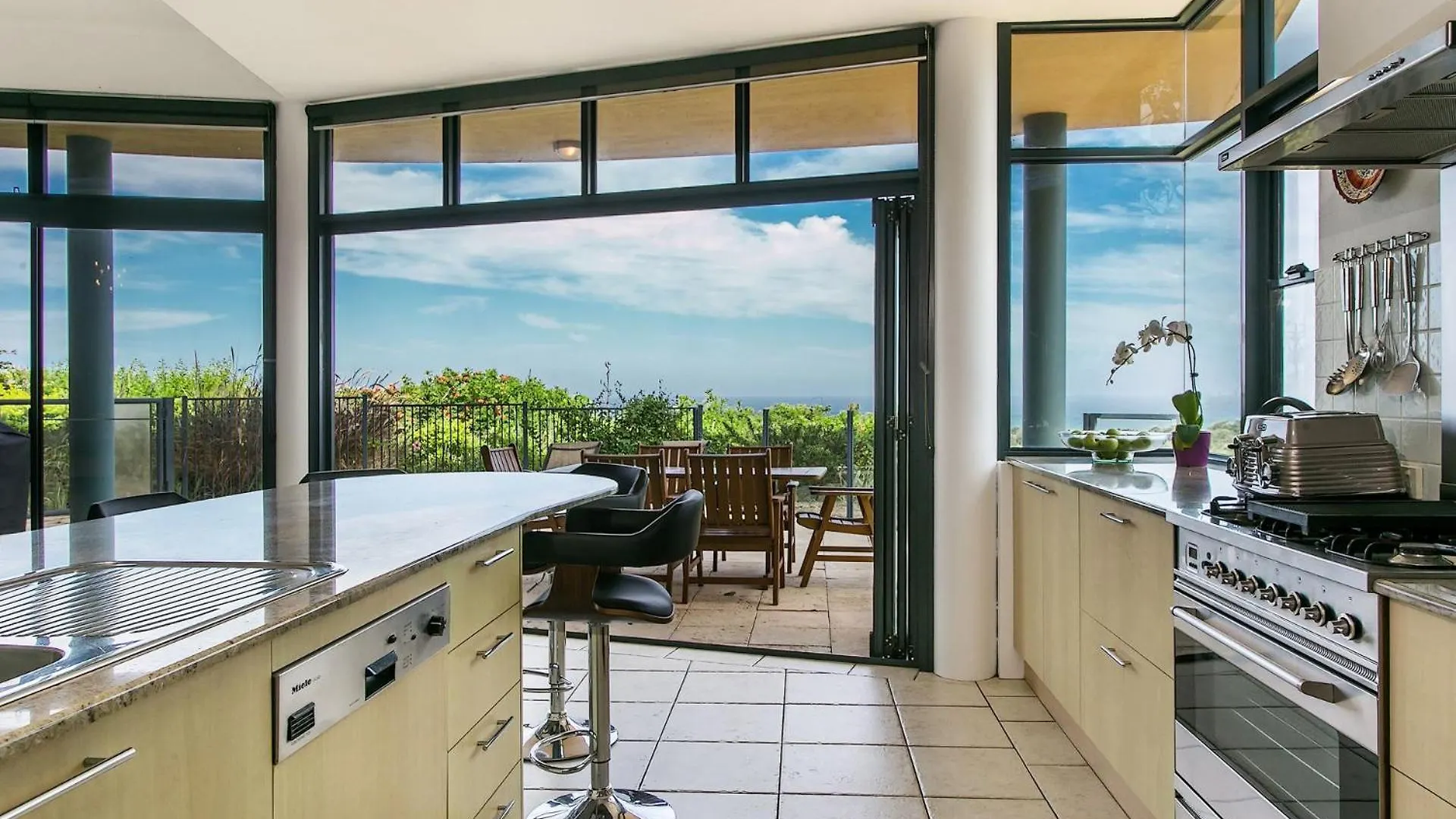 A Perfect Stay - Above Byron Byron Bay 0*,  Australia
